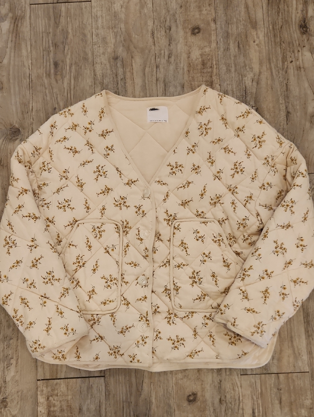 Elodie Quilted Floral Button-Up Jacket in Cream And Yellow